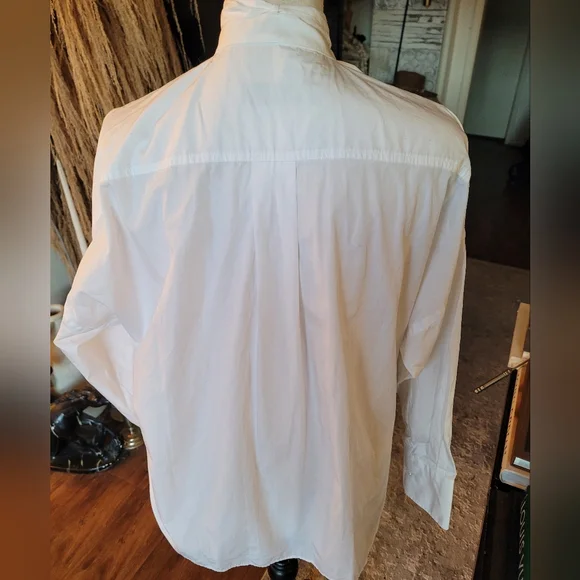Valentino Classic White Blouse NWT - Picture 3 of 4